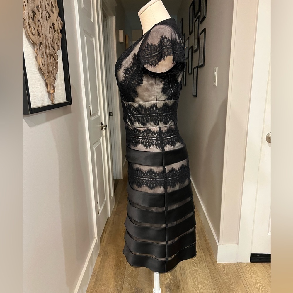 JS Collections black lace over cream lining short sleeve stunning dress - Picture 6 of 17